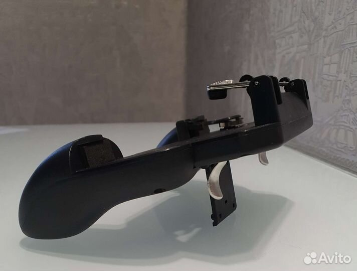 Mobile game controller