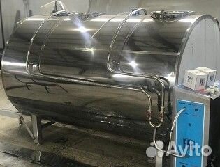 Танк охладитель молока закрытого типа 1000л г659