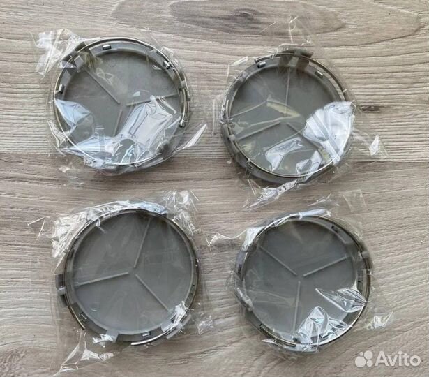 Новые колпачки в диски Mercedes-Benz