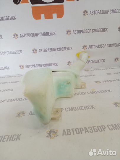 Бачок омывателя VW Sharan 1