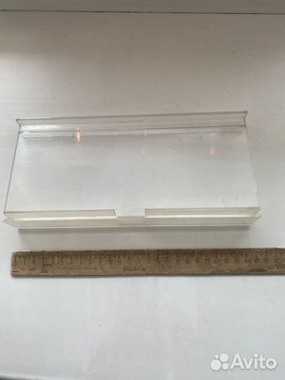 Полочки пластиковые