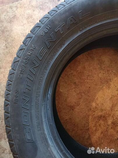 Continental ContiCrossContact LX 215/65 R16