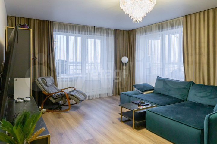 2-к. квартира, 72 м², 14/17 эт.