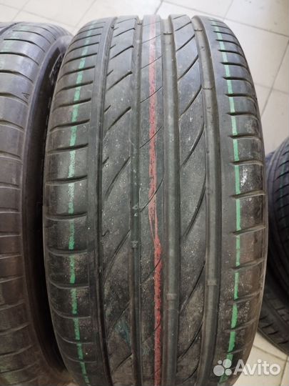Maxxis Victra Sport VS-5 SUV 245/45 R19