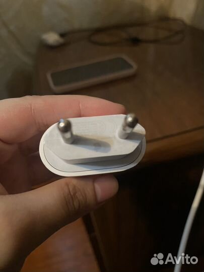 Блок питания iPhone