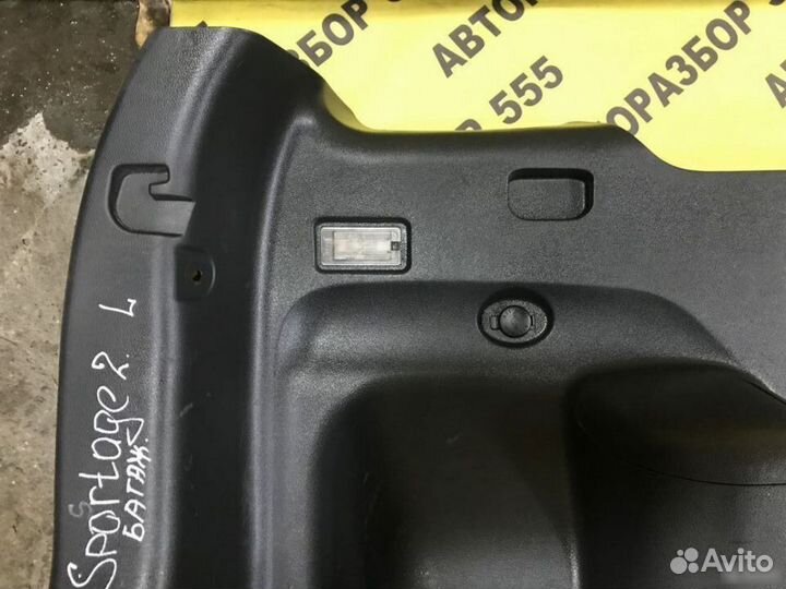 Обшивка багажника L Kia Sportage 2