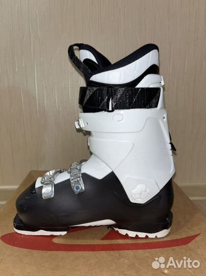 Горнолыжные ботинки