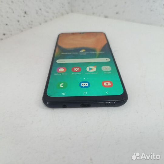 Samsung Galaxy A30, 3/32 ГБ