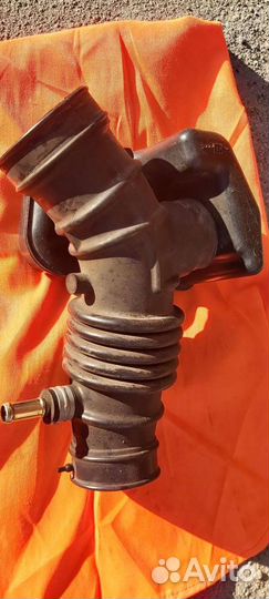 Патрубок,гофра воздушного фильтра nissan