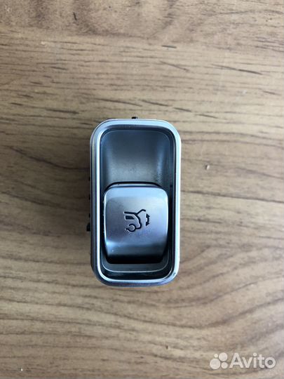 Кнопка открывания багажника V167 GLE 167