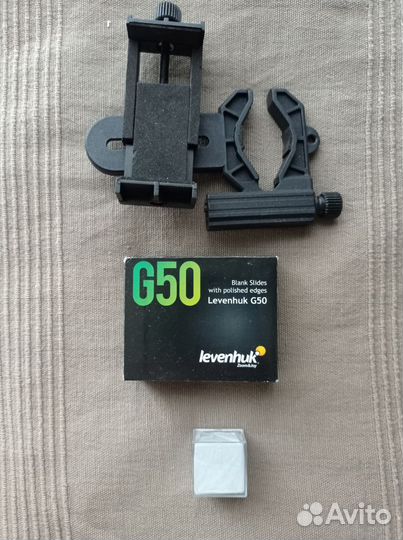 Монокулярный микроскоп Levenhuk 320 с набором