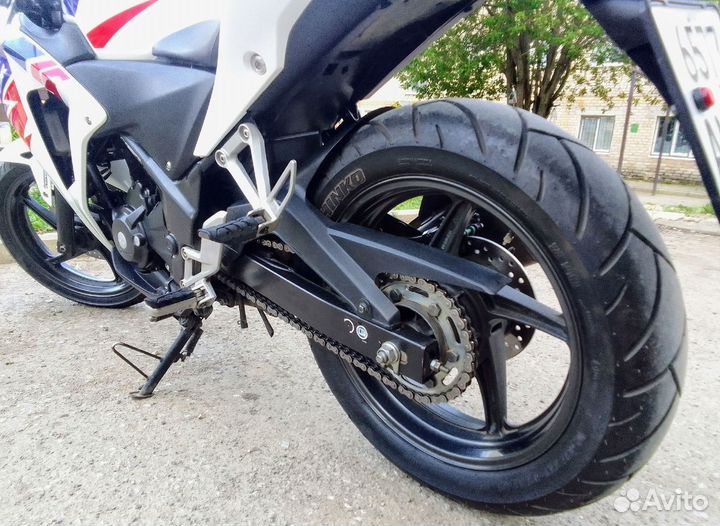 Продам мотоцикл Honda CBR 250R