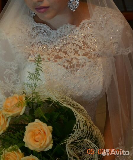 Свадебное платье