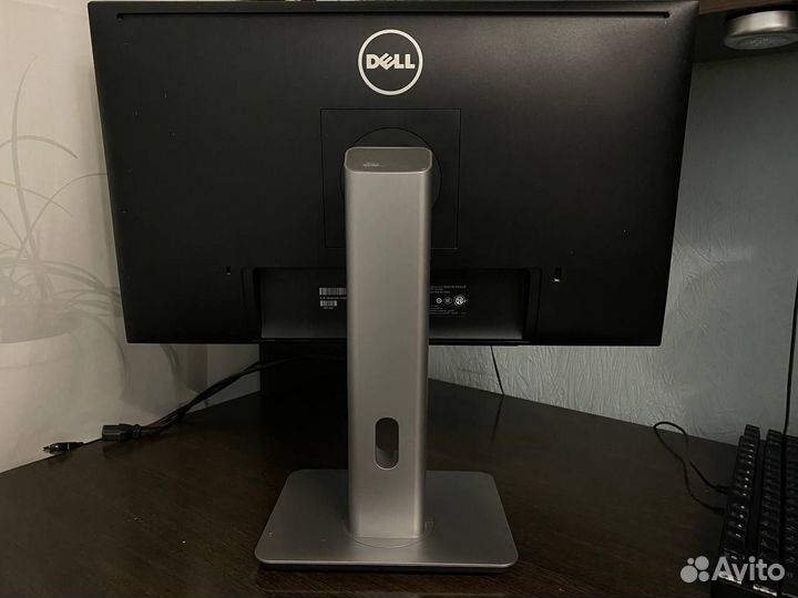 Безрамочный монитор Dell U2414Hb, 24 дюйма