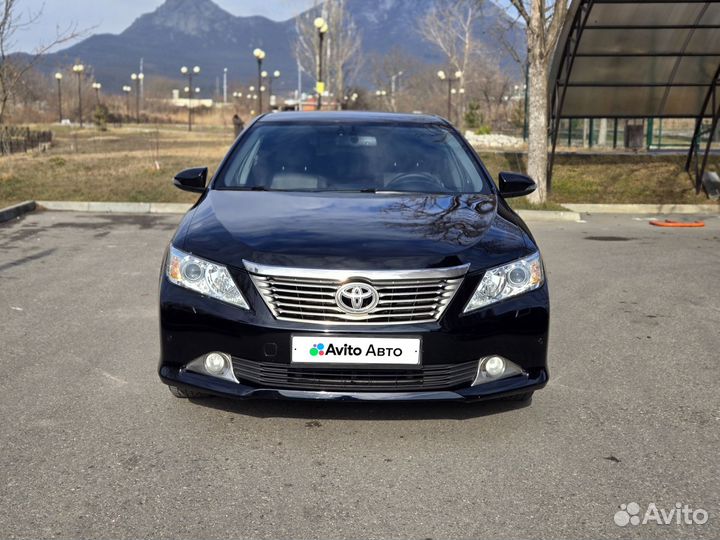 Toyota Camry 2.5 AT, 2014, 17 500 км