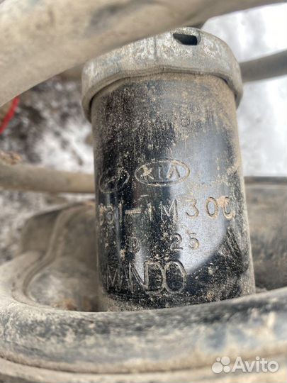 Kia cerato 2 Передние Амортизаторы Стойки