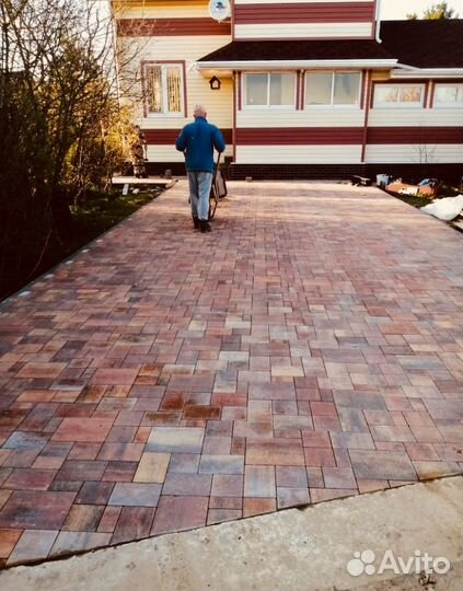 Укладка тротуарной плитки / брусчатки под ключ