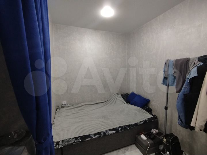 Дом 198 м² на участке 6 сот.