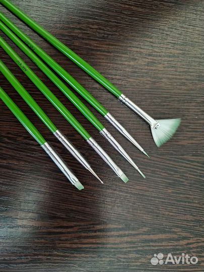 Дотсы и кисти. Листайте фото