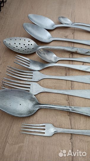 Столовые приборы алюминиевые