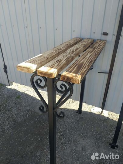 Столики и лавочки