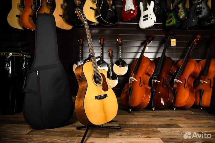 Электроакустическая гитара Cort + Аксессуары