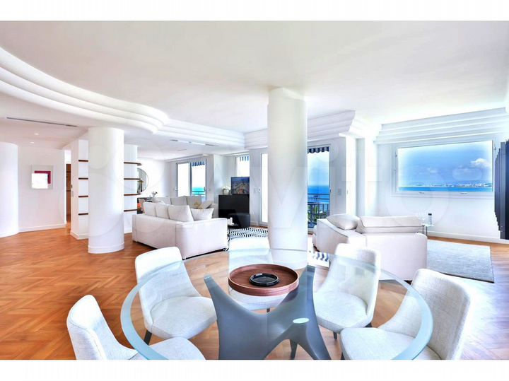 2-к. квартира, 140 м², 19/26 эт.