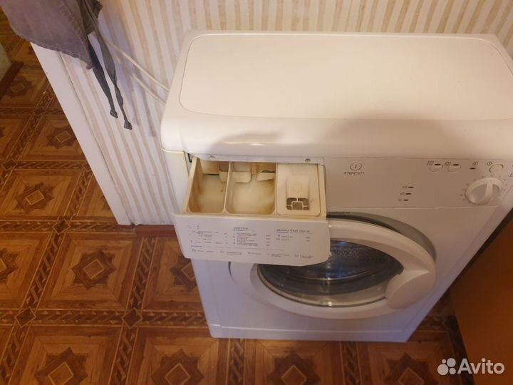 Стиральная машина indesit 4 кг бу