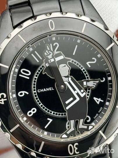 Chanel j12