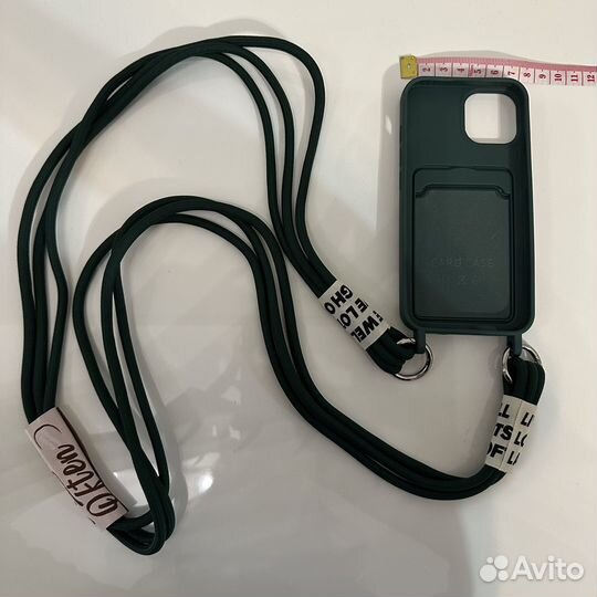 Чехол со шнурком на iPhone