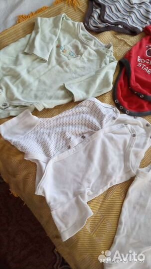 Боди - ползунки, от месяца