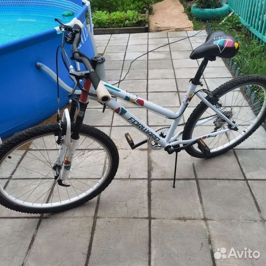 Женский велосипед forward