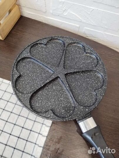 Сковорода для оладьев сердечки