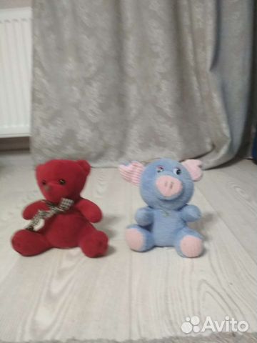 Продам плюшевого мишку и свинку