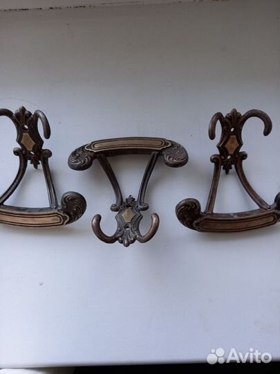 Крючок мебельный винтаж