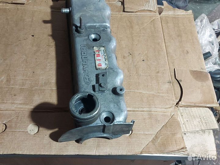 Крышка головки блока (клапанная) Hyundai Starex H