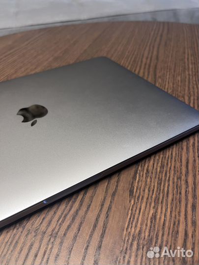 Macbook Pro 13 2017 A1708