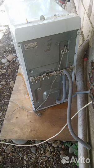 Стиральная машина с вертикальной загрузкой Zanussi