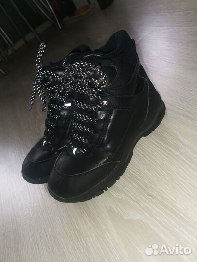 Зимние ботинки