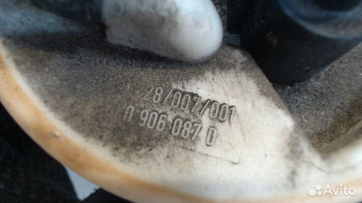 Насос топливный электрический Volkswagen Passat 5