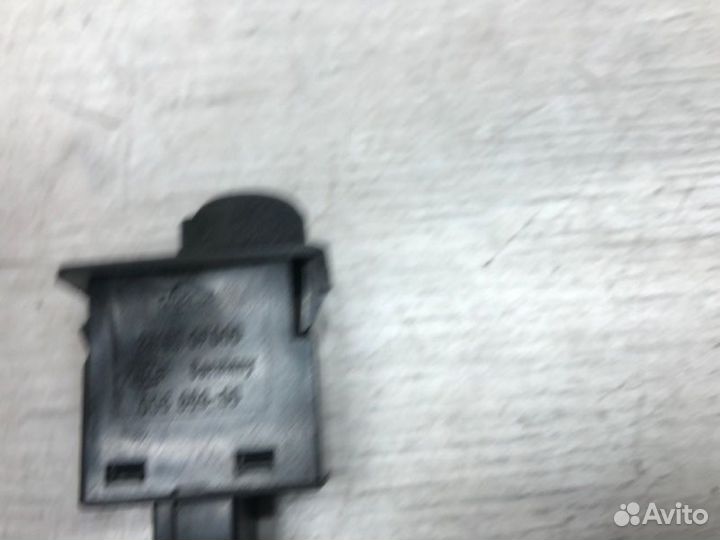 Кнопка регулировка фар Nissan Terrano внедорожник