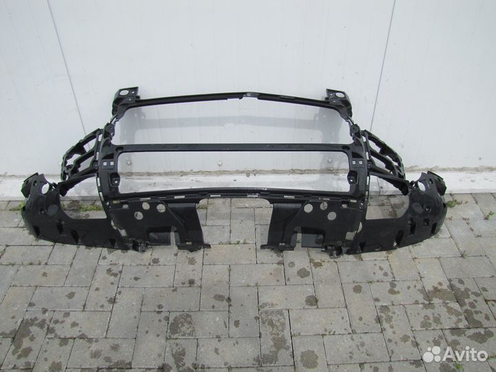 Land Rover Defender бампер передний 2019+