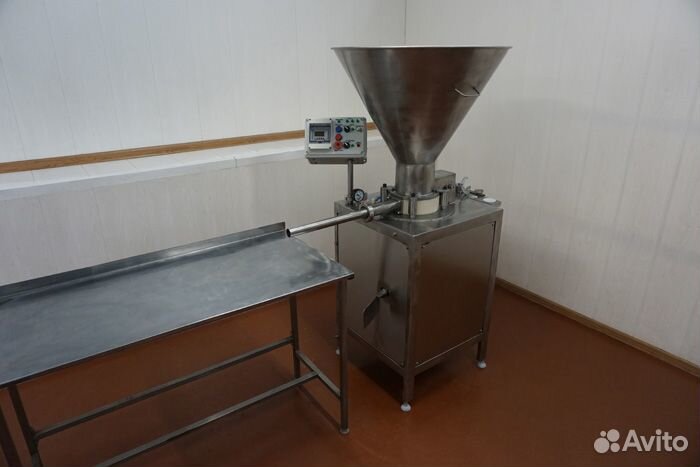 Шприц вакуумный колбасный, дозирующий роторный