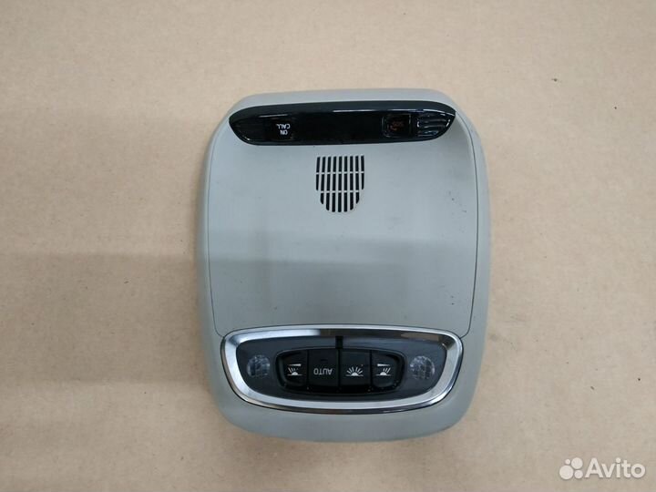 Volvo XC90 2015- лампа освещения салона