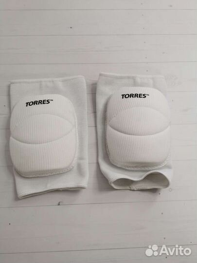 Наколенники