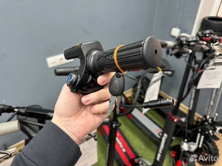 Ручка газа с дисплеем для Kugoo C1+ (Новая)