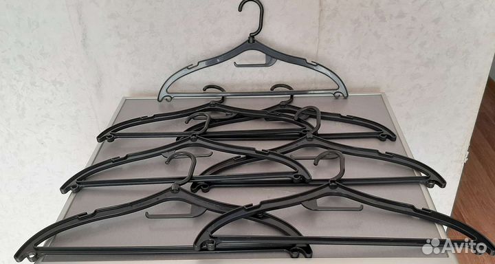 Вешалки плечики