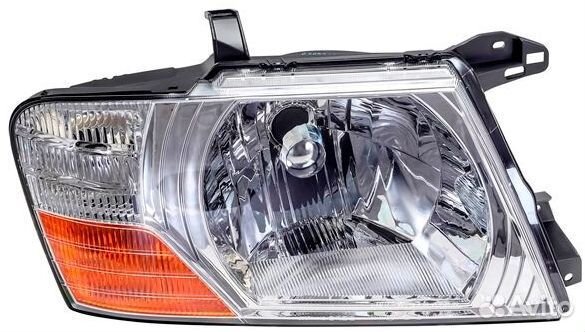 Фары передние Митсубиси Паджеро 3