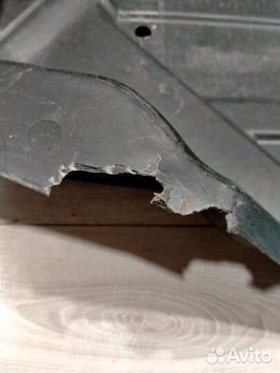 Защита топливного бака правая Bmw X3 E83 M54B25