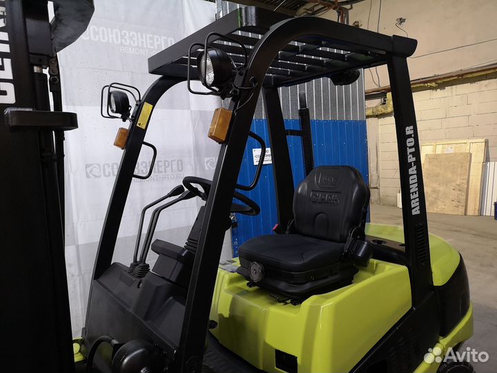 Вилочный погрузчик Clark C30D, 2012